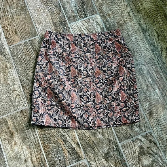 Anthropologie Lea & Viola Snakeskin Print Mini Skirt, Women’s Size Small - Picture 1 of 6